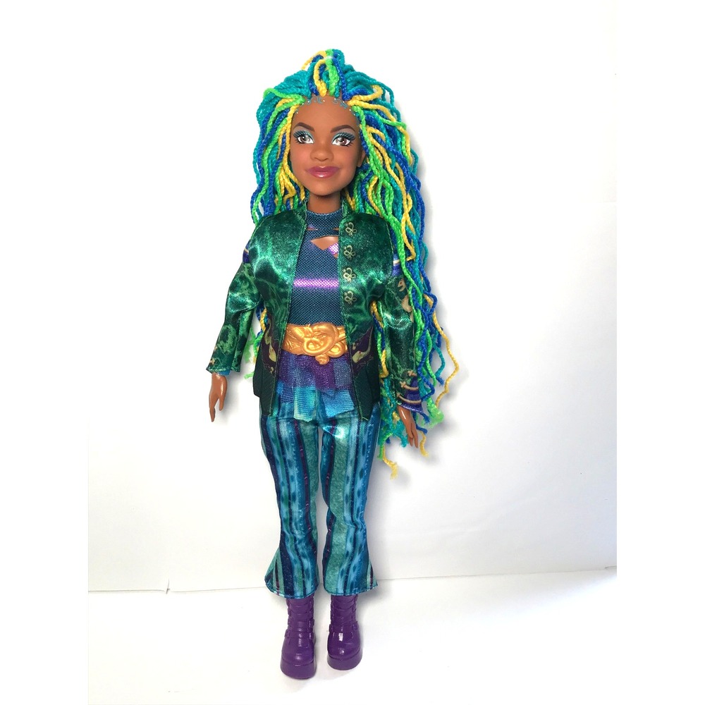 Disney Descendants Rise Of Red Uliana Dressed Doll Braided Hair